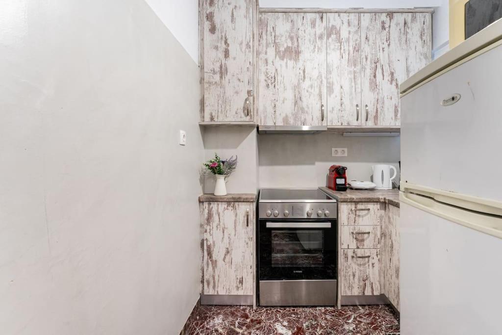 Downtown Cute Apt In The Heart Of Plaka أثينا المظهر الخارجي الصورة